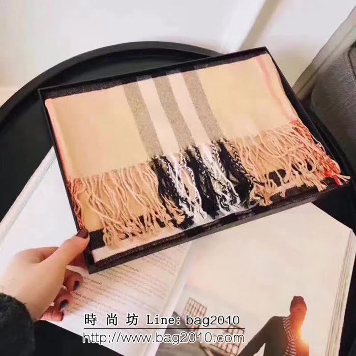 BURBERRY巴寶莉 2018秋冬新款 巴寶莉格子 暗馬提花絲絨圍巾 LLWJ6009
